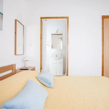 Proto-free Parking Maison d'hôtes