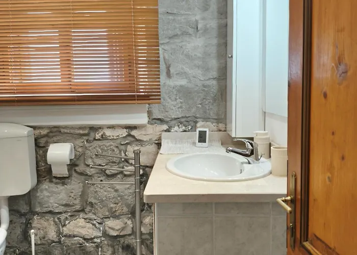 Proto-free Parking Trogir