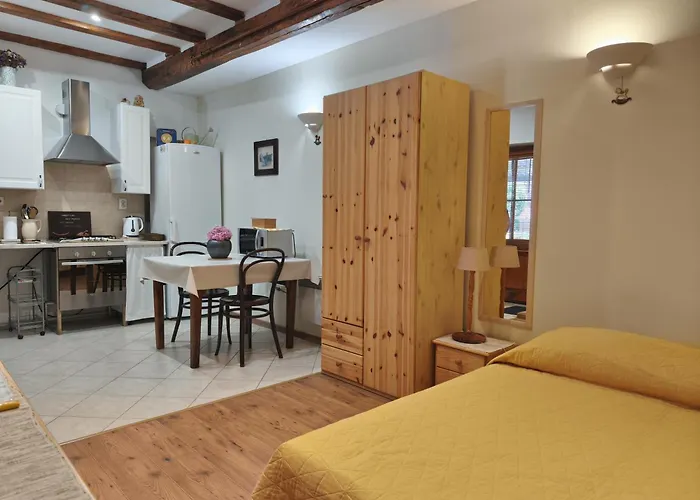 Proto-free Parking 3* Trogir