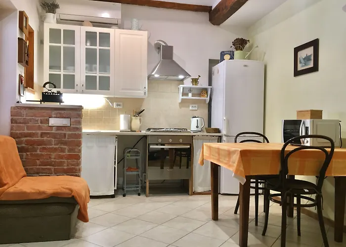 Pensionat Proto-free Parking