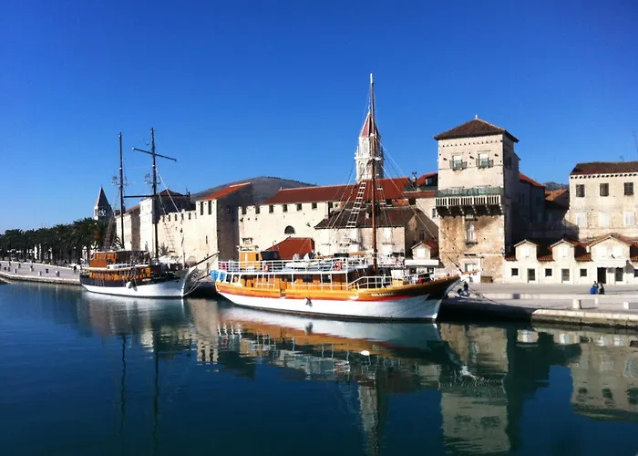 Proto-free Parking Trogir