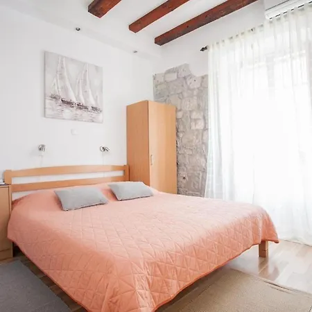 Vendégház Proto-free Parking 3*