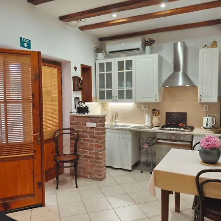 Guest house Proto 3*